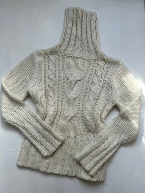 Beige y2k 90s vintage jumper (M/L)