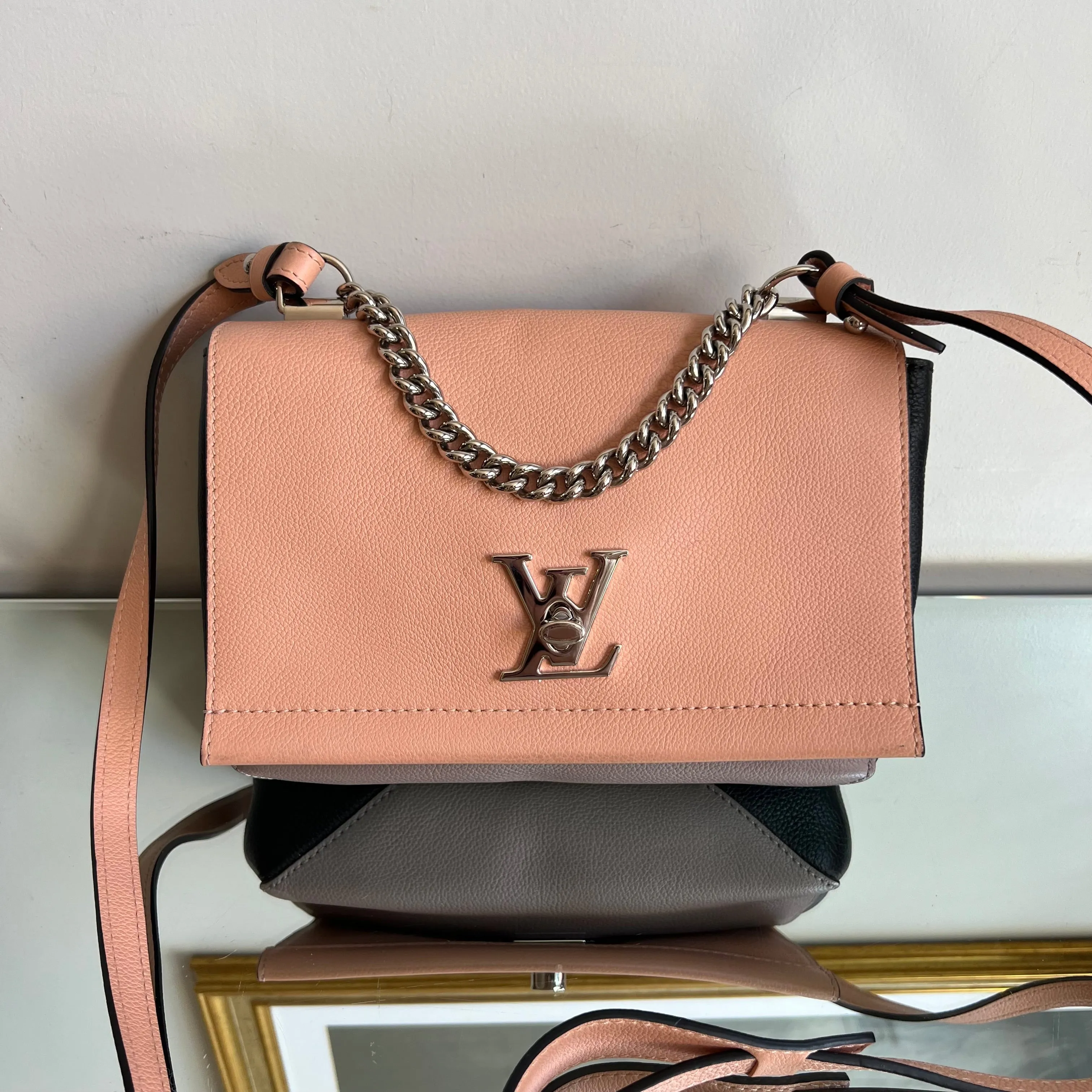 Bolsa Louis Vuitton MyLockMe Chain Tricolor