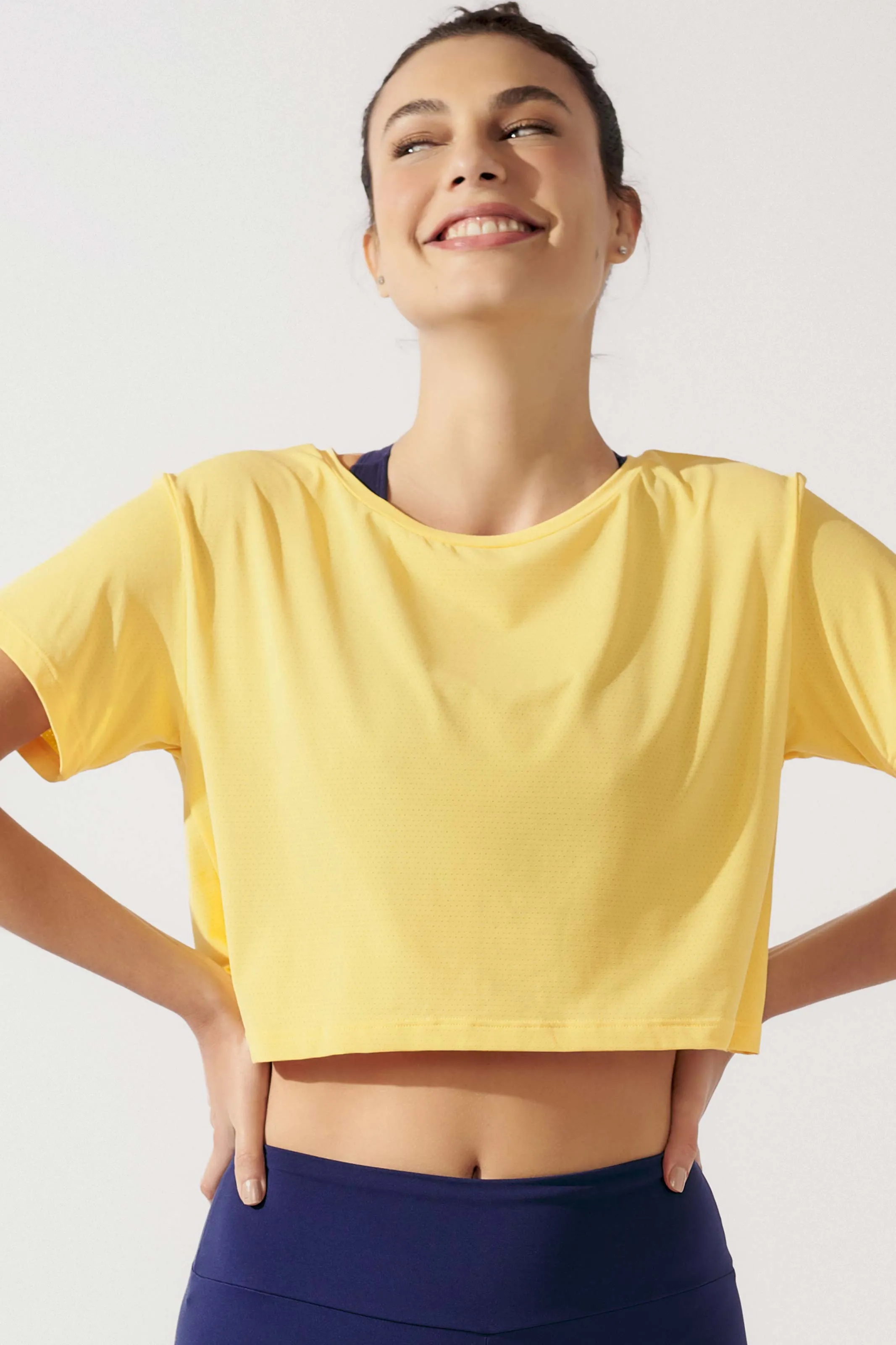 Cropped T-Shirt de Poliamida Solarium