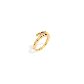 EMBRACE GOLDEN SPARK RING