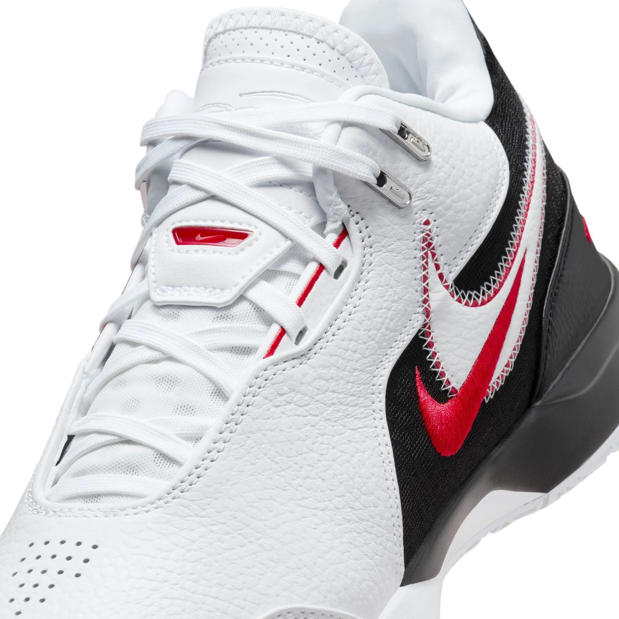 LEBRON NXXT GEN AMPD EP WHITE/BLACK-UNIVERSITY RED