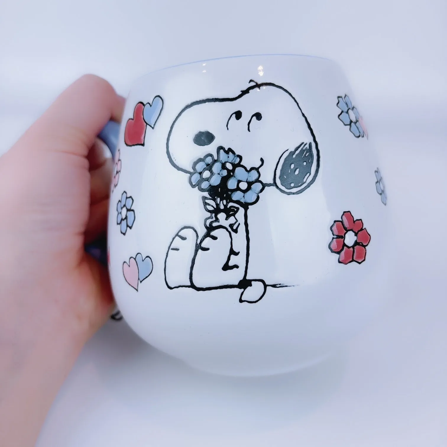 Peanuts Snoopy Flower Bouquet Ceramic Stoneware Light Blue Mug 20 oz