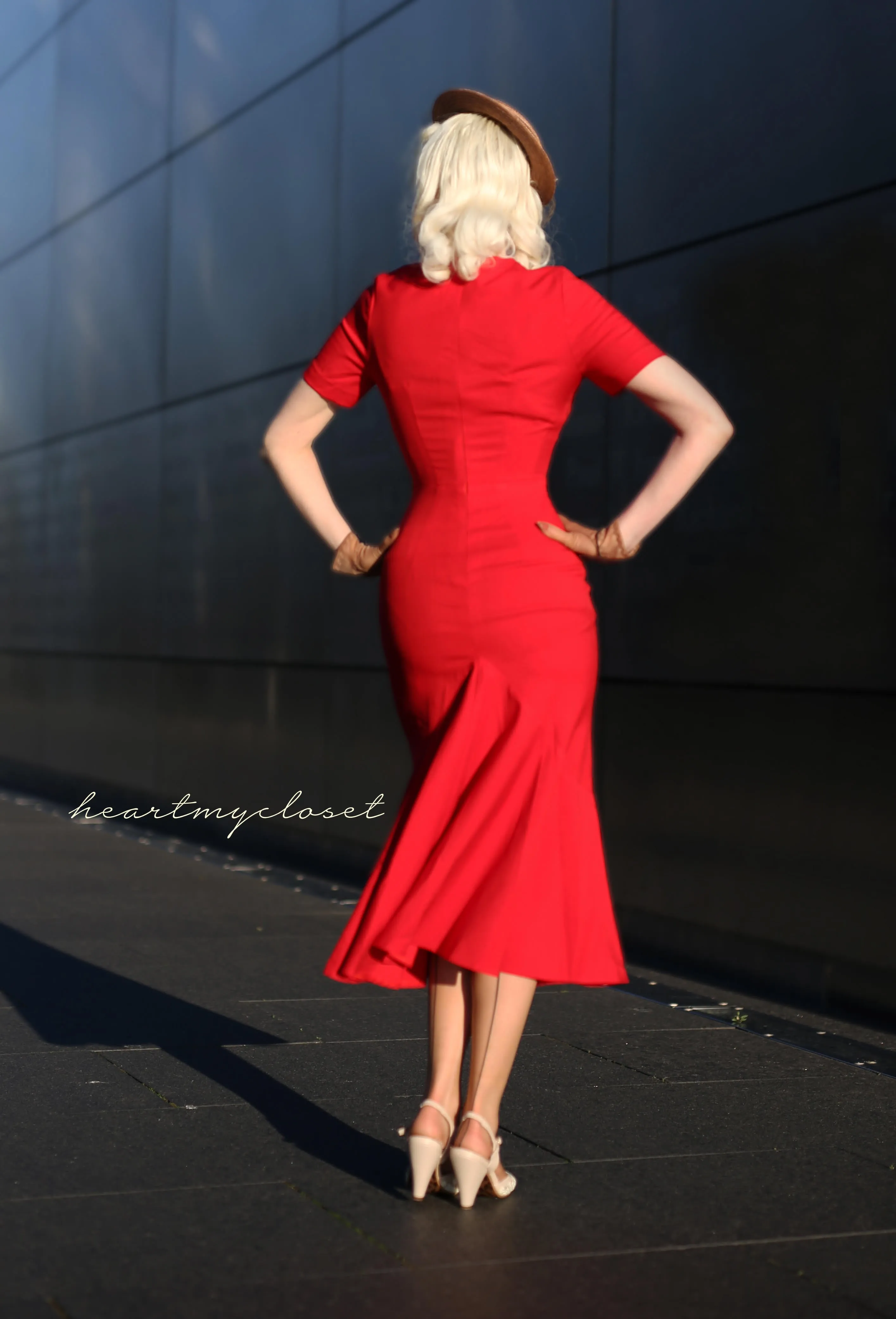 red mermaid wiggle - retro 50s dress