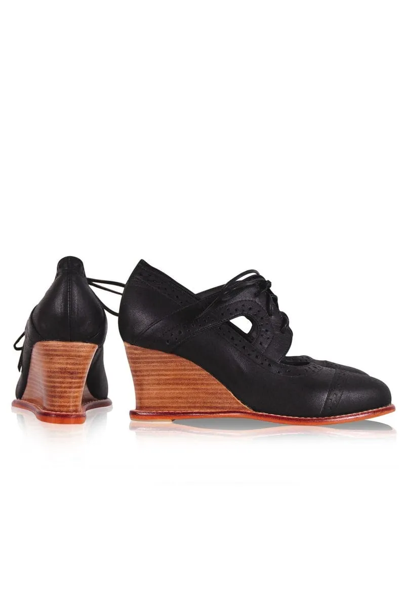 Stockholm Oxford Wedges in Black