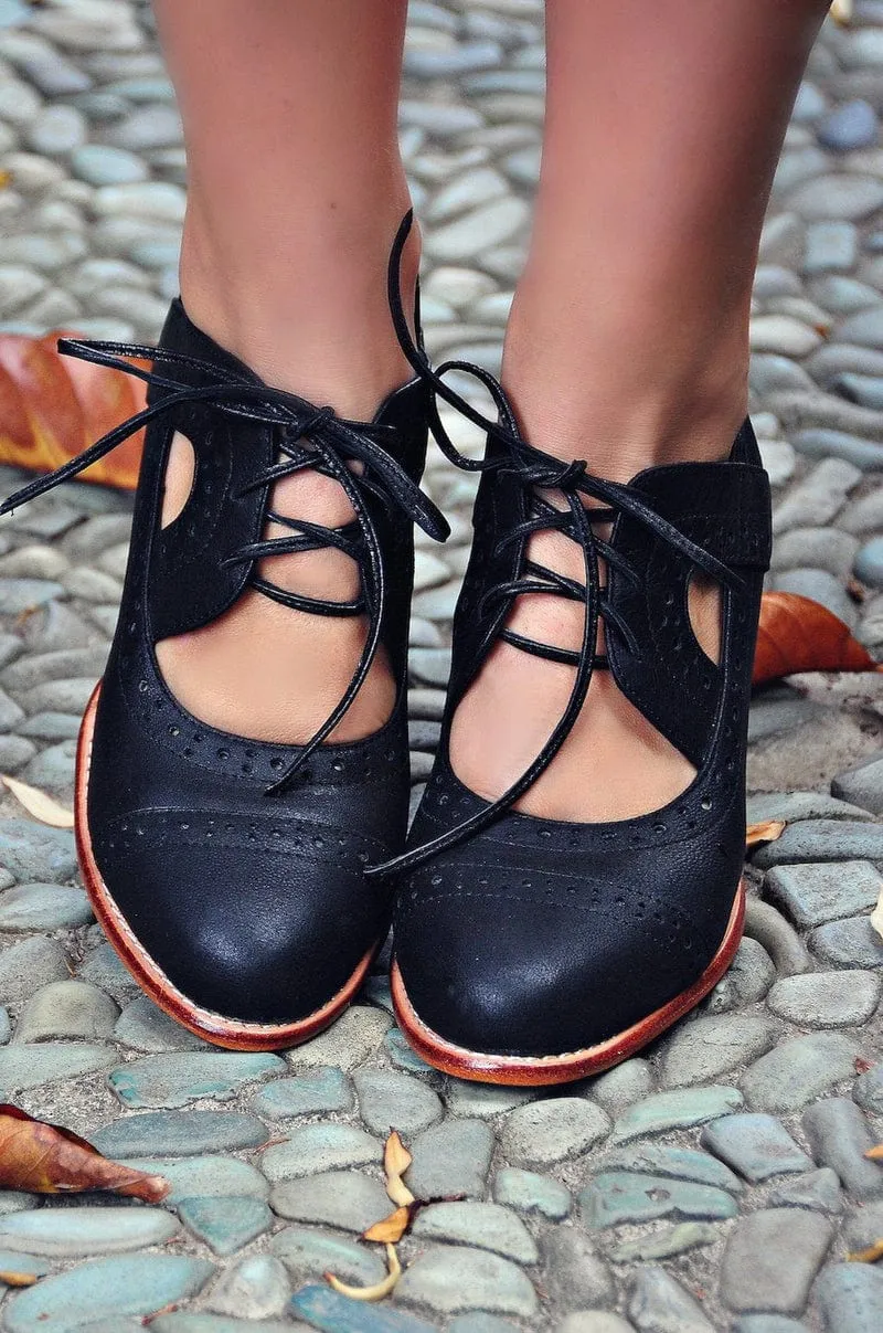 Stockholm Oxford Wedges in Black