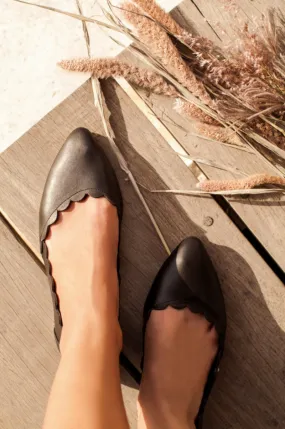 Valentina Leather Ballet Flats in Black